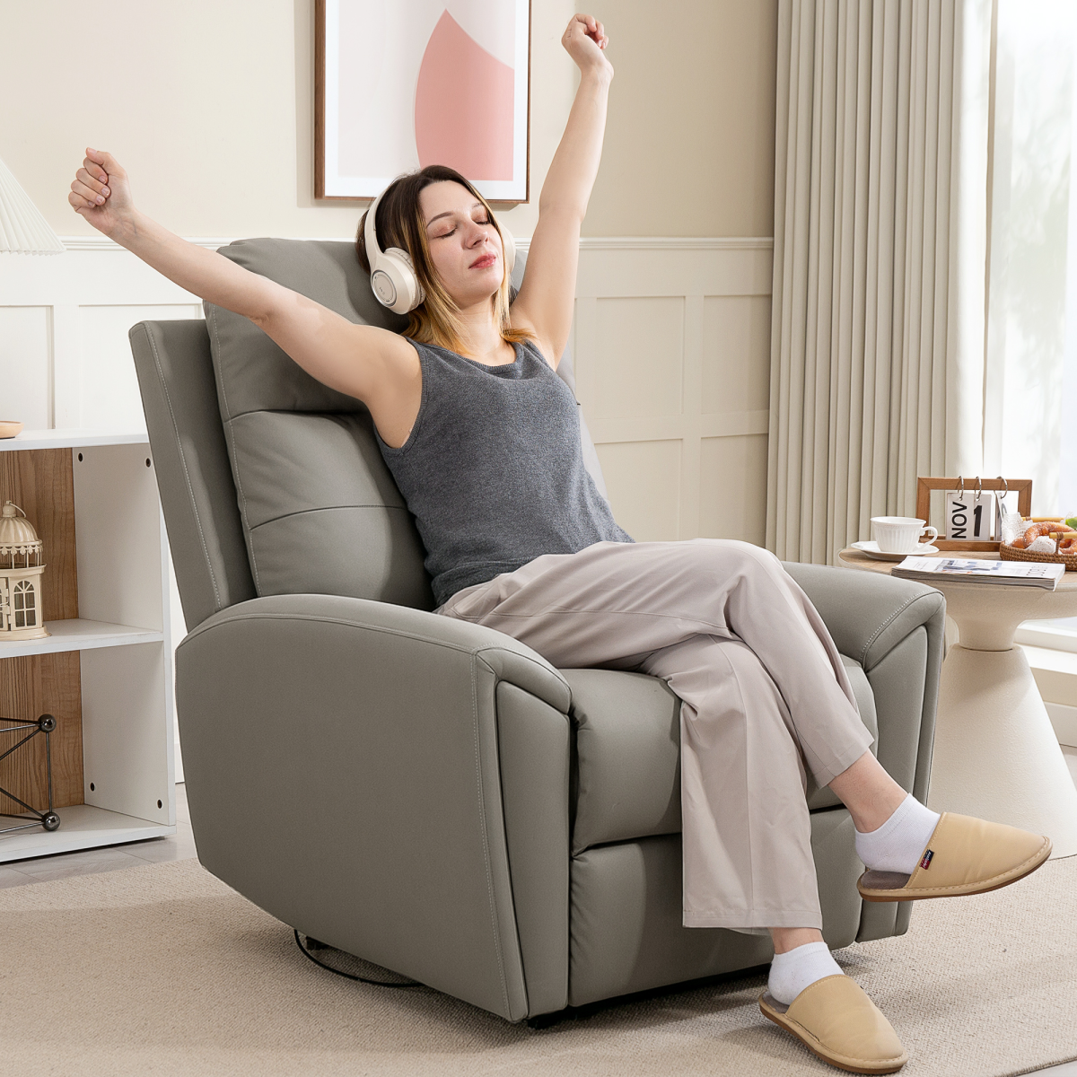 HOMCOM Grey Manual Recliner Armchair - 145° Backrest, Thick Padding